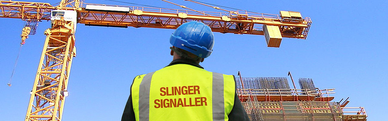 Photo shows a Slinger Signaller