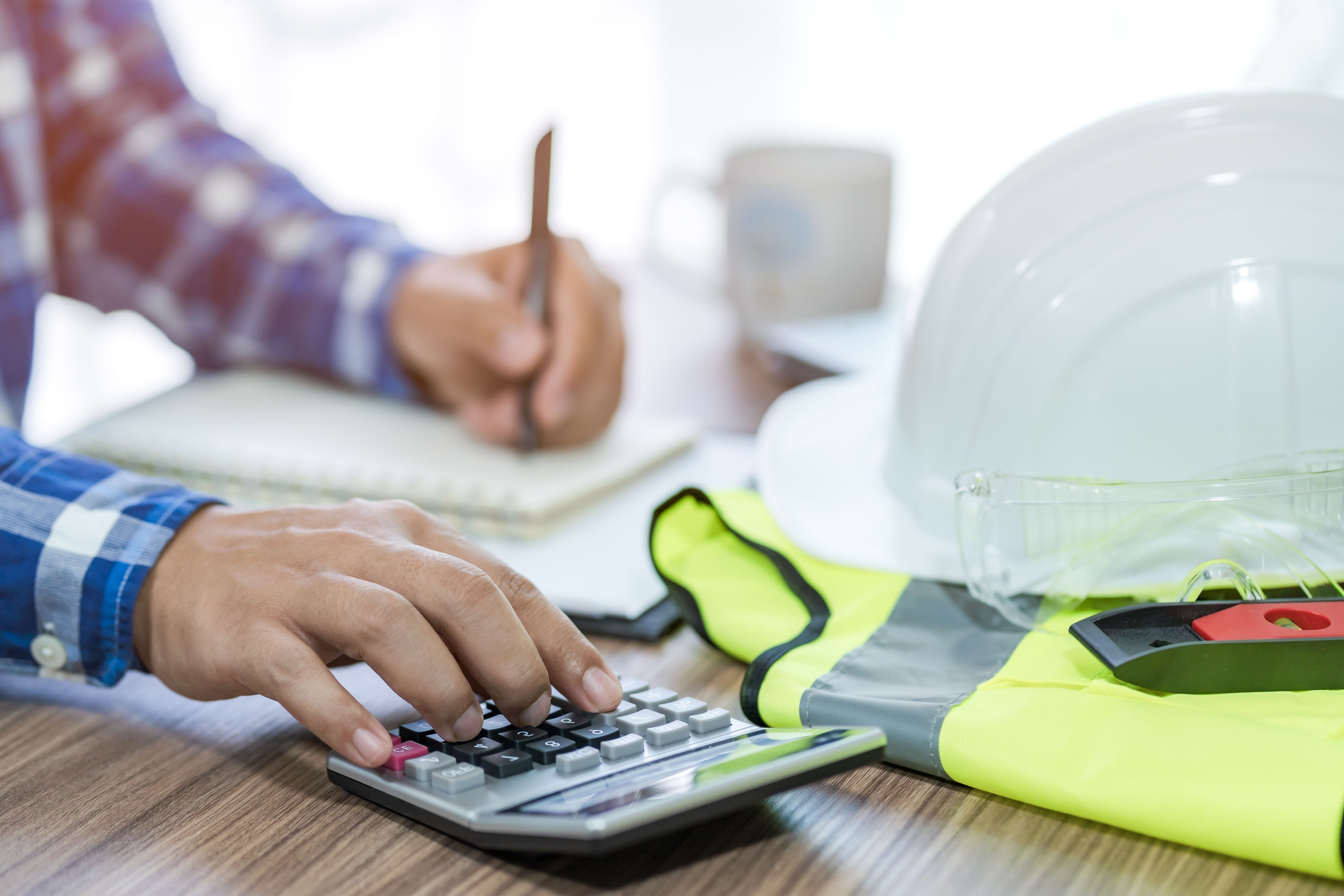 Senior Construction Consultant Pay